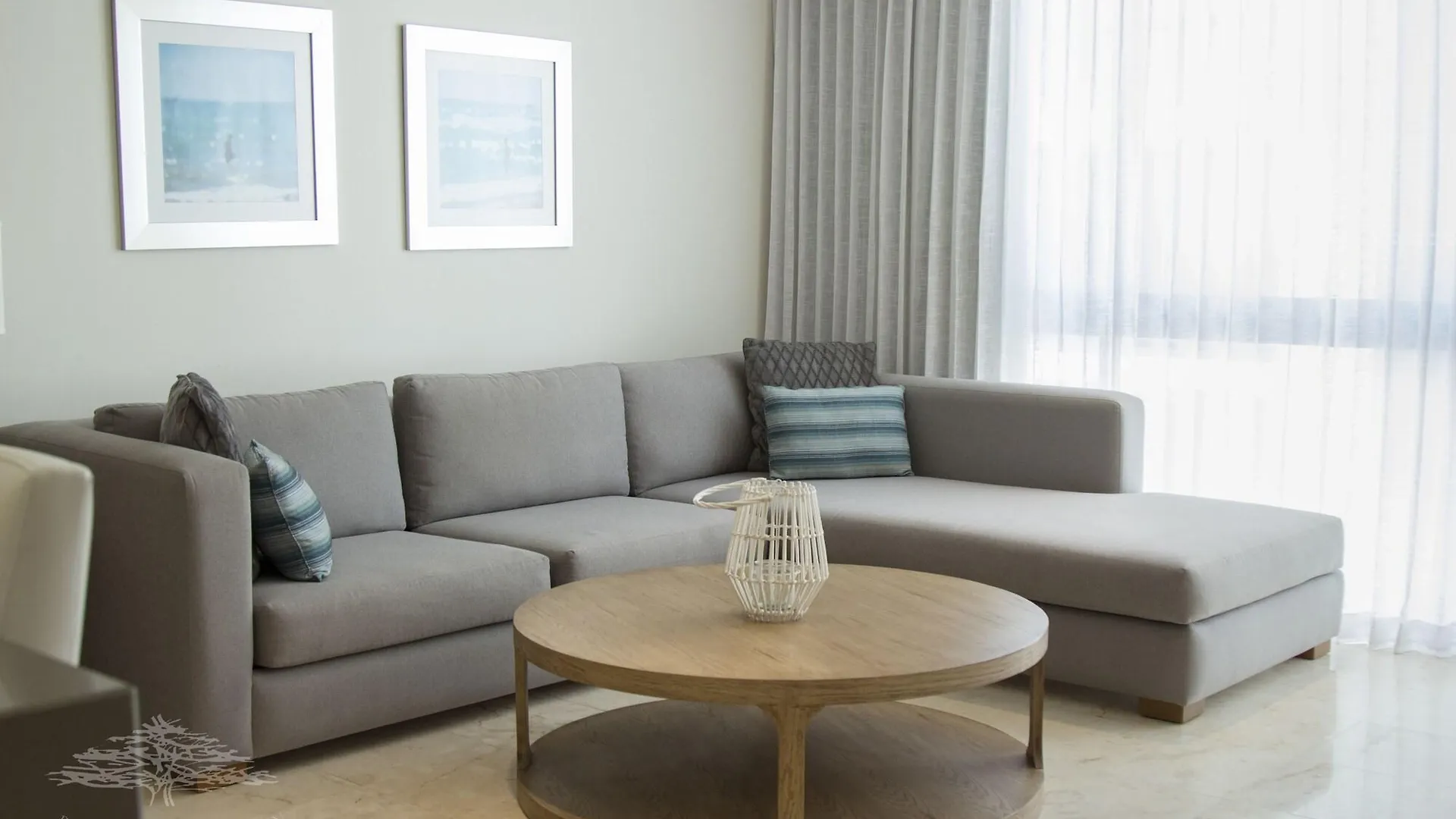 Anah Luxury Condos By Baitna Playa del Carmen