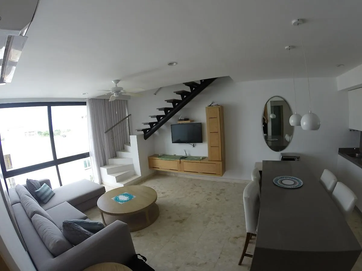 Anah Luxury Condos By Baitna Πλάγια Ντελ Κάρμεν 0*,