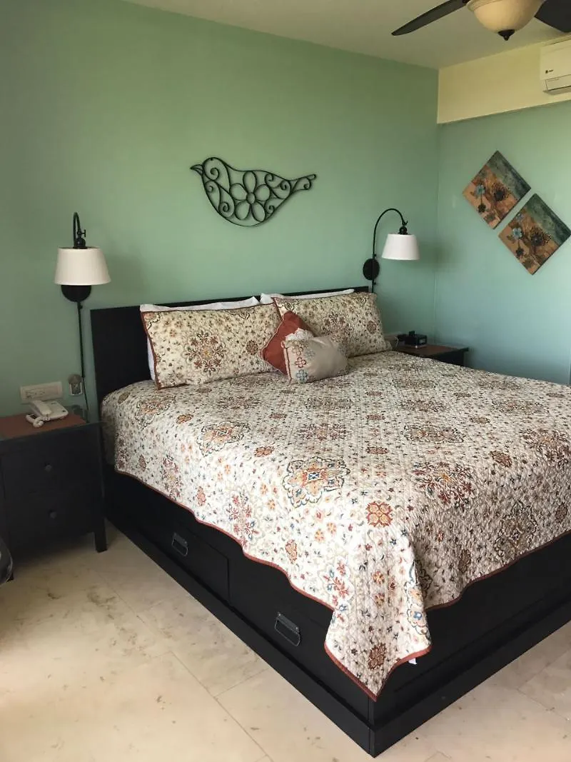 Anah Luxury Condos By Baitna Playa del Carmen Mexiko